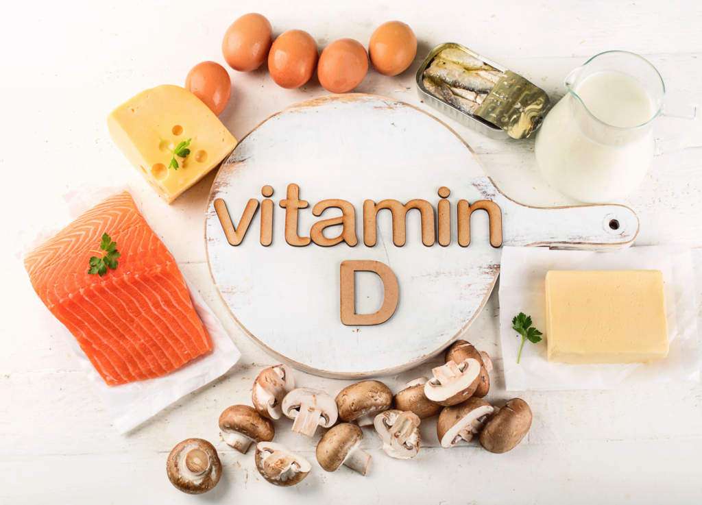 Кроме того, стоит есть богатую пищу   витамин D   ,